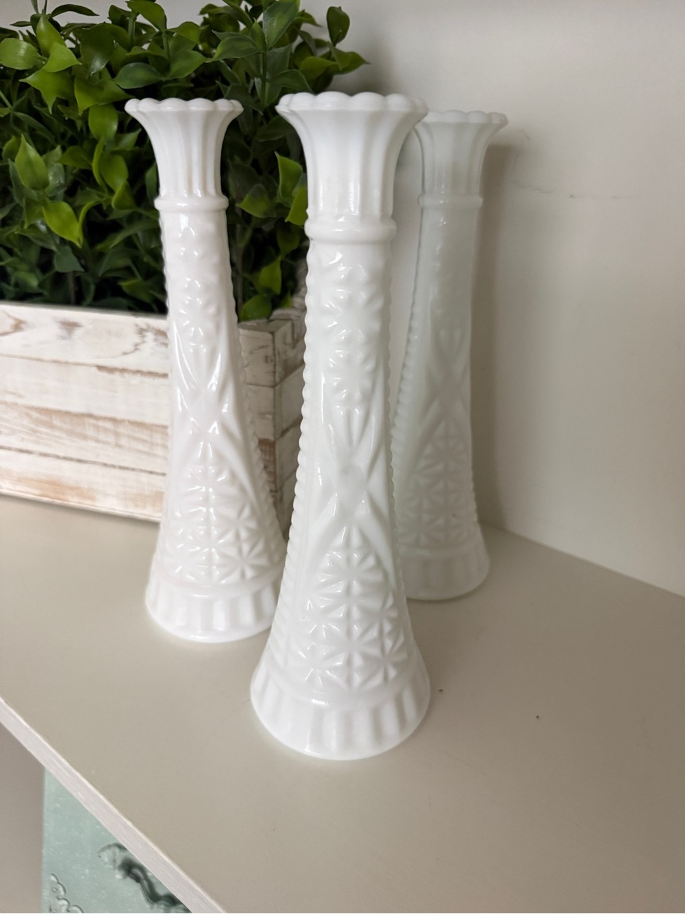 Vintage White Milk Glass Bud Vases Set of 3 Starburst Scalloped 9.5”